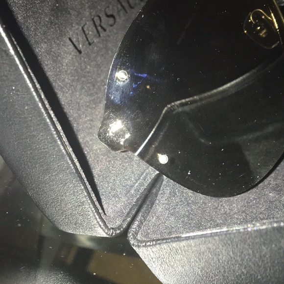 VERSACE SHADES - Picture 6 of 8